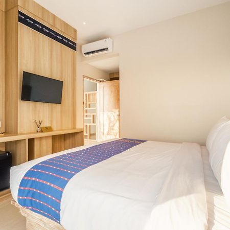 Dejavu 2.0 Hotel Bajo Komodo Labuan Bajo Eksteriør billede