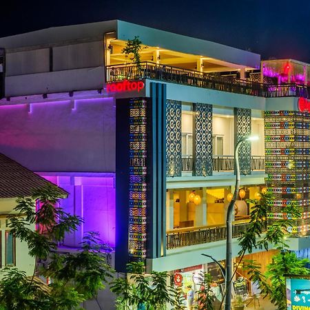 Dejavu 2.0 Hotel Bajo Komodo Labuan Bajo Eksteriør billede