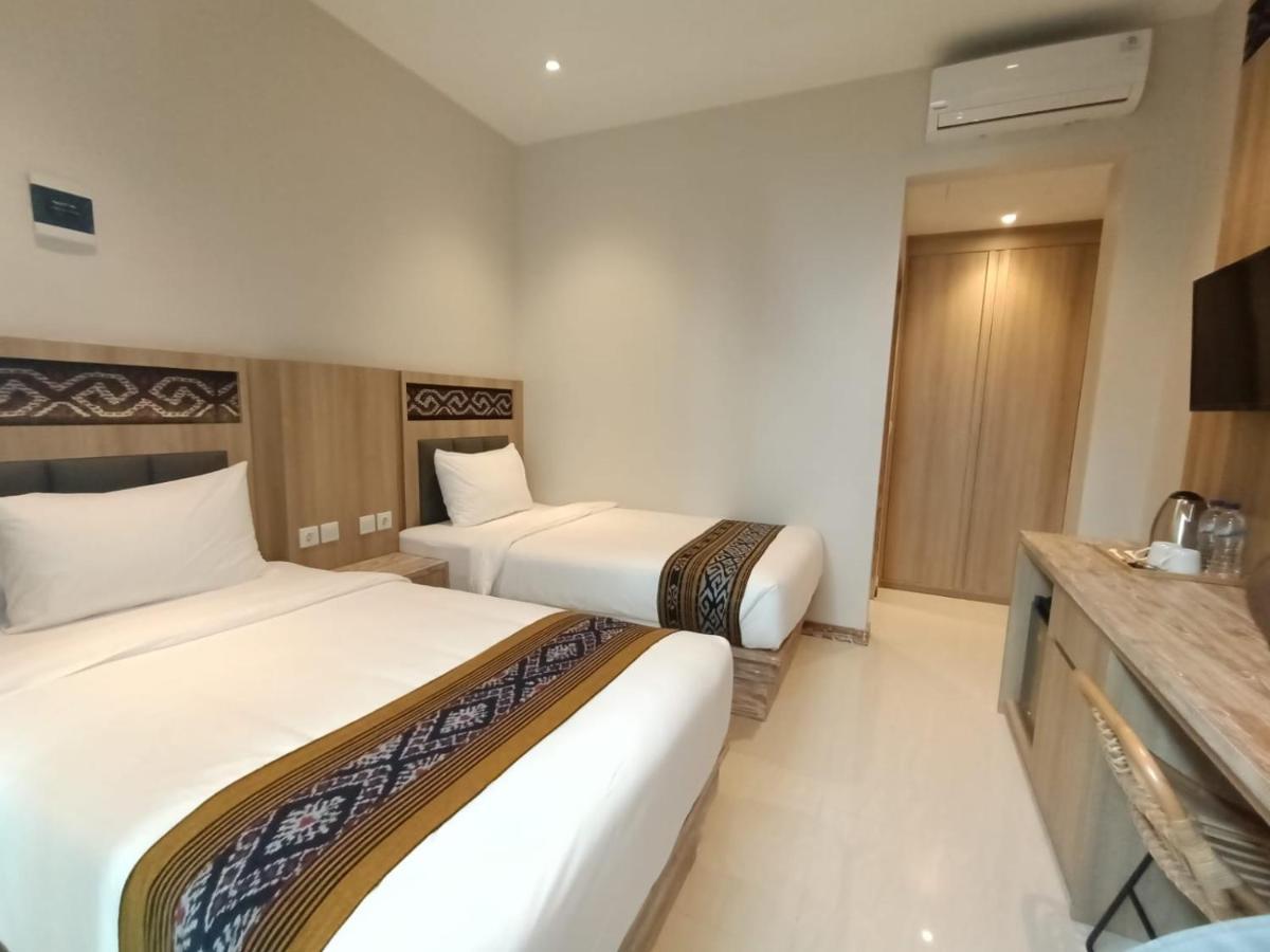 Dejavu 2.0 Hotel Bajo Komodo Labuan Bajo Eksteriør billede