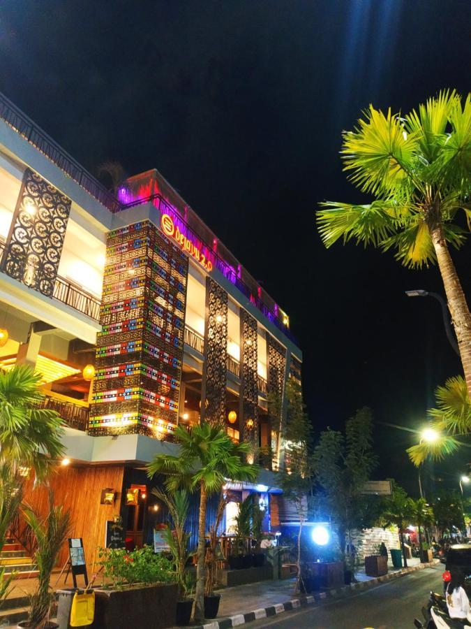 Dejavu 2.0 Hotel Bajo Komodo Labuan Bajo Eksteriør billede