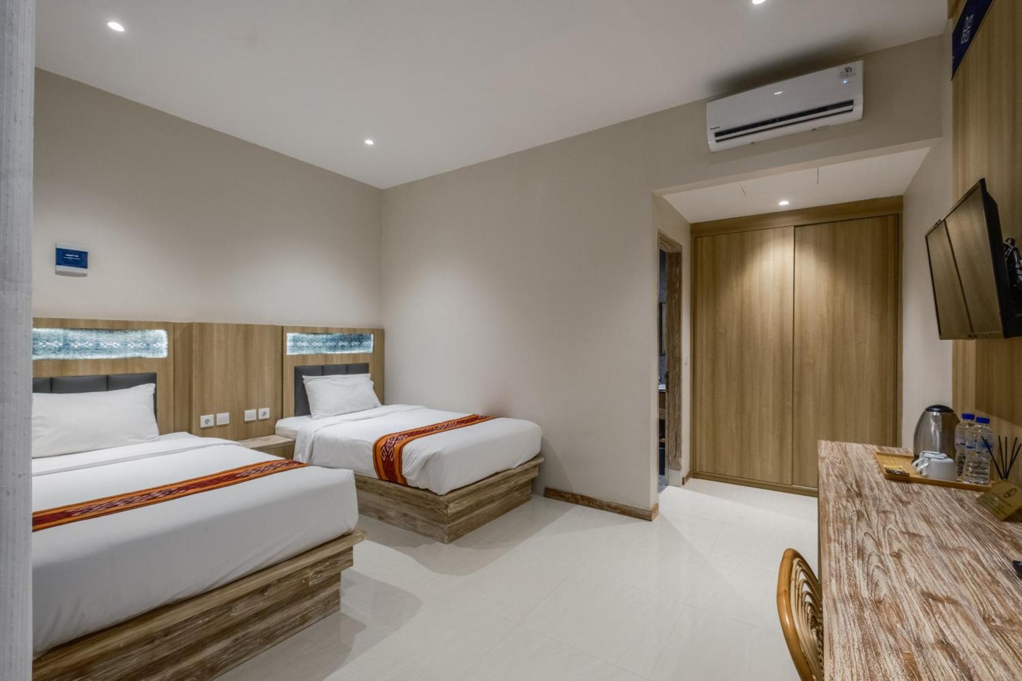 Dejavu 2.0 Hotel Bajo Komodo Labuan Bajo Eksteriør billede