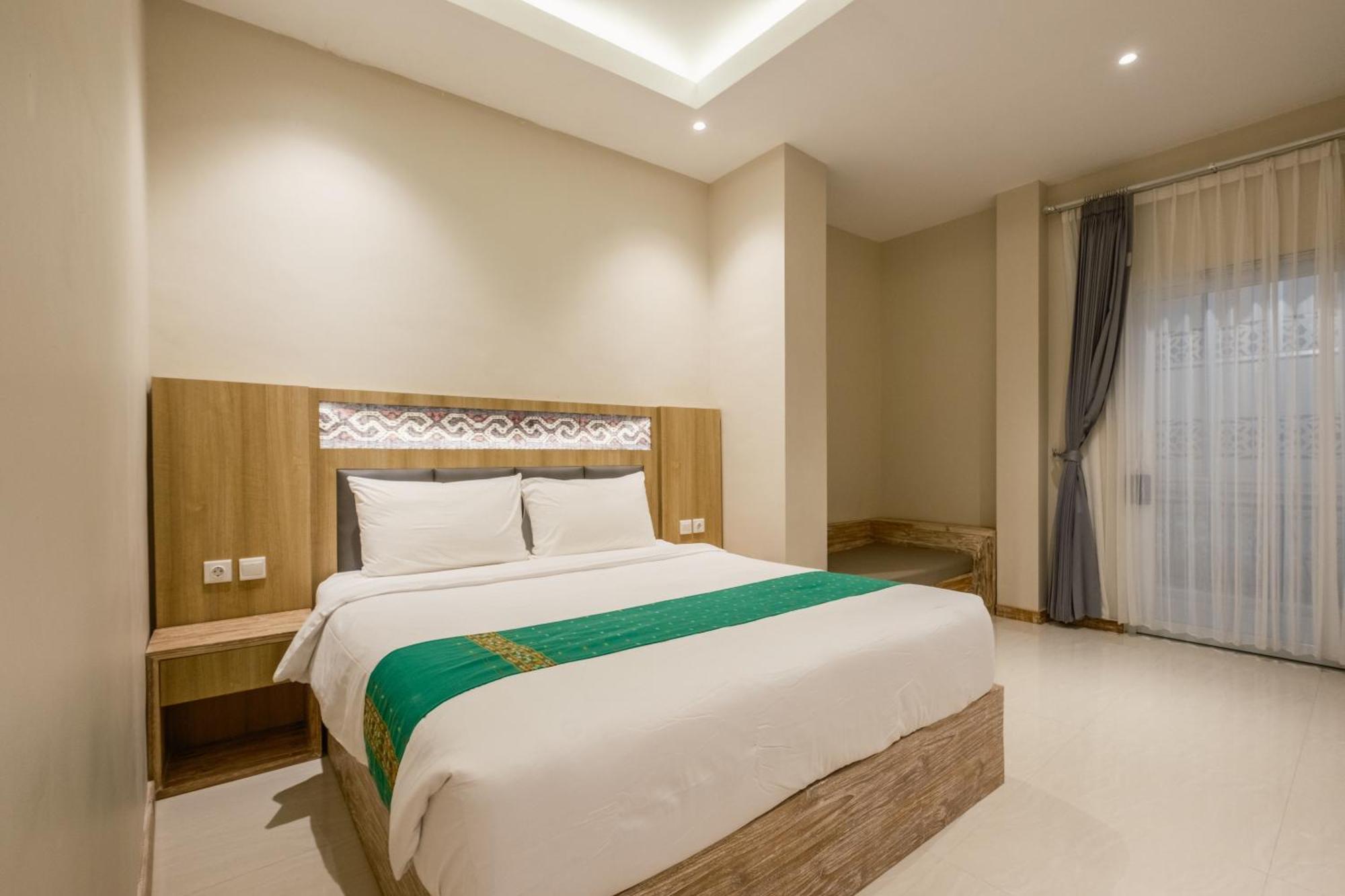 Dejavu 2.0 Hotel Bajo Komodo Labuan Bajo Eksteriør billede
